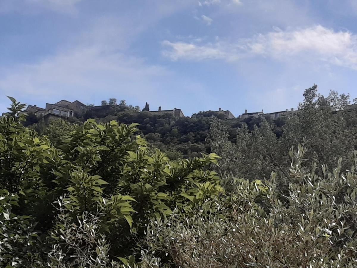 Le Chemin De Bruniele Apartment Aubres Bagian luar foto